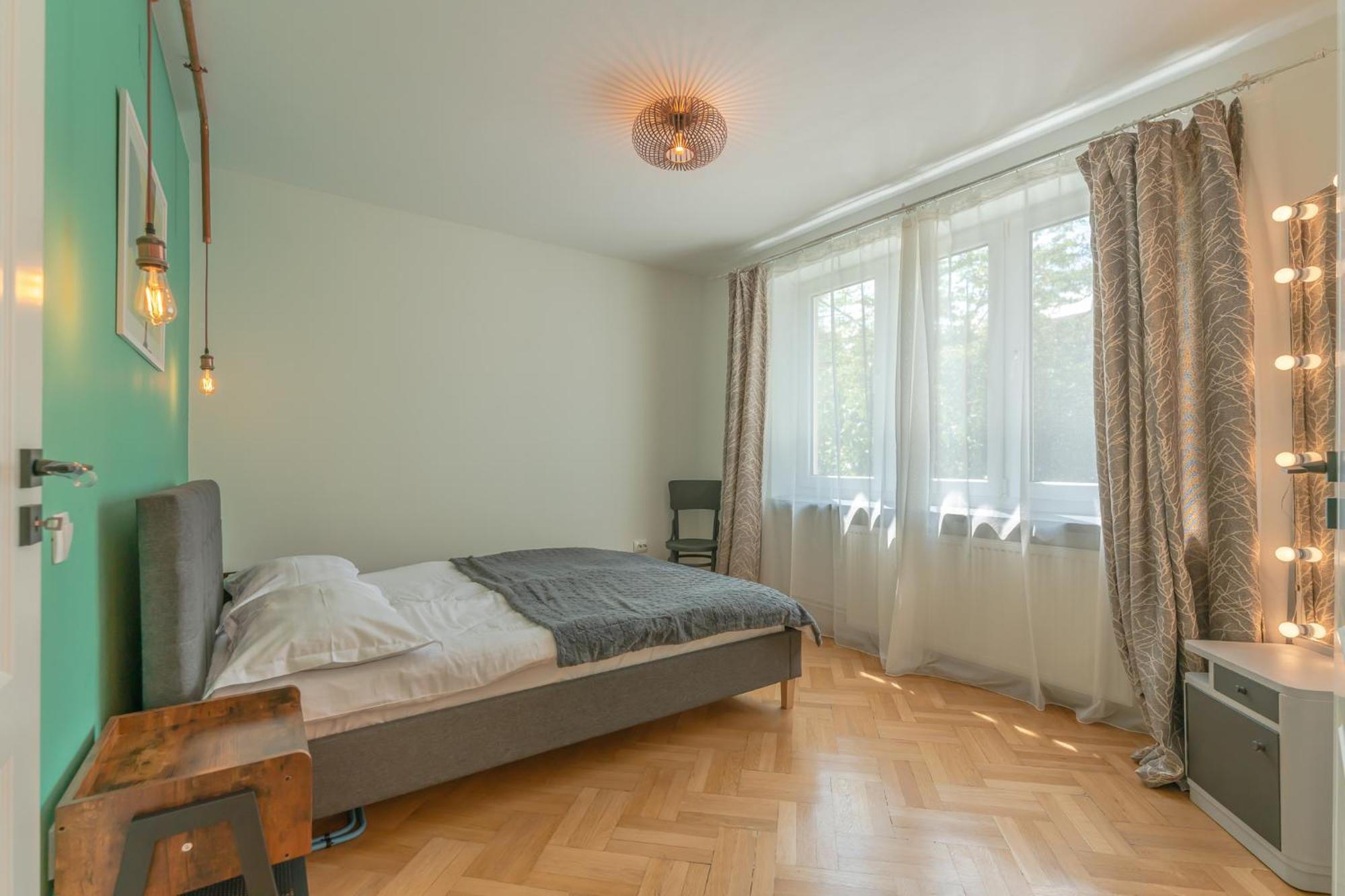 Castanilor 6 - Hip Industrial Apartment Close To City Centre Braszów Zewnętrze zdjęcie