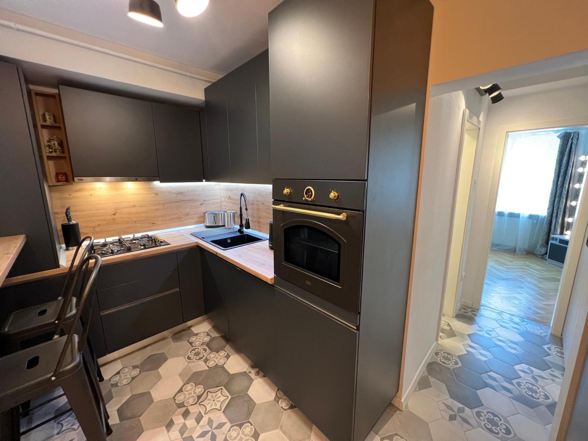 Castanilor 6 - Hip Industrial Apartment Close To City Centre Braszów Zewnętrze zdjęcie