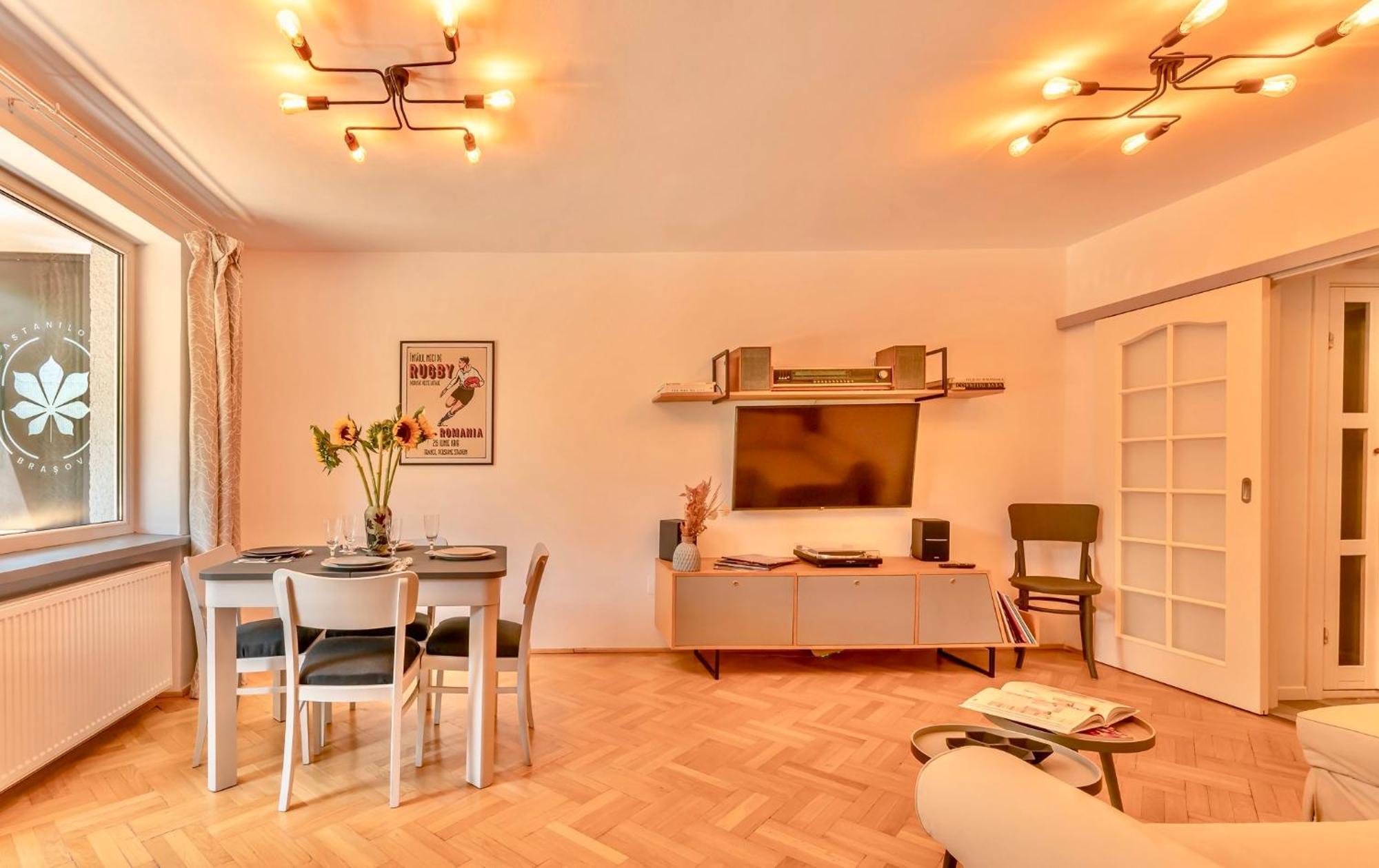 Castanilor 6 - Hip Industrial Apartment Close To City Centre Braszów Zewnętrze zdjęcie